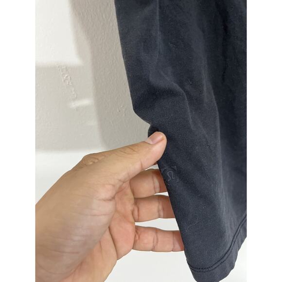 Lululemon Grunge Casual Tee Shirt Athletic Gym Training Workout Running Hiking - Picture 8 of 11